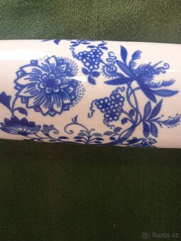 VÁLEČEK CIBULÁKOVÝ MOTIV - 4