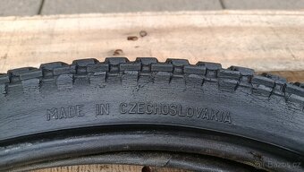 Baťa Polar 2,25-19 original motopneu - 4