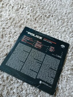 LP - The Police: Ghost in the machine - 4