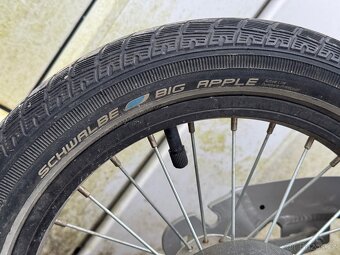 Dětské kolo + odstrkovadlo BMW - 4