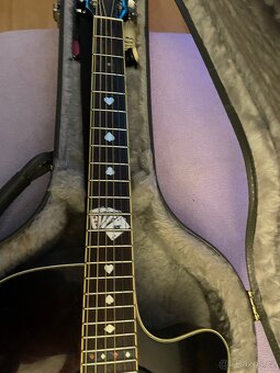 Elektroakustická kytara Yamaha apx - 4