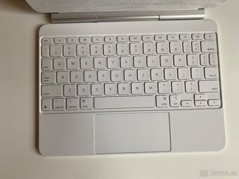 Apple Magic Keyboard pro Ipad air 11" 2025 - 4