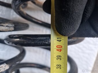 BMW e30 e46 zadní pružiny - 4