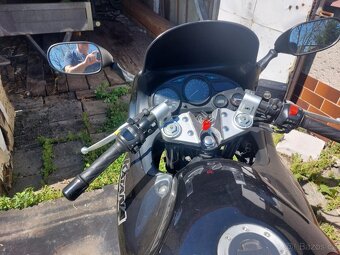 Suzuki GSX 750 F - 4