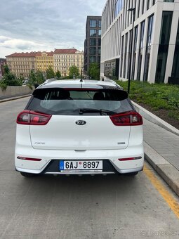 Kia Niro 1.6 hybrid- DPH- PLNÁ HISTORIE - 4