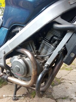Honda ntv 650 revere - 4