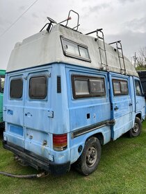 Mercedes Benz W631 100D - 4