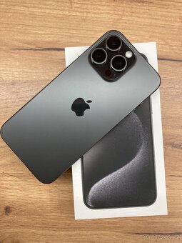iPhone 15 Pro Max 256GB - 4
