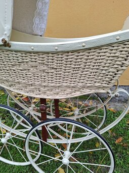 Starožitný kočárek pro panenky č.  636 - 4