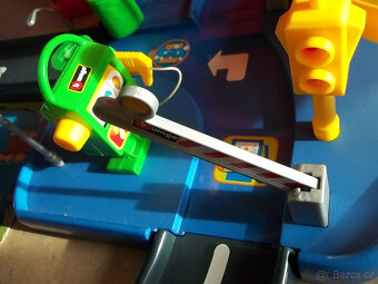 třípatrová garáž Bburago - 4