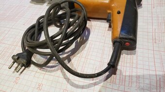 Příklepová dvourychlostní vrtačka NDR/Narex - 4