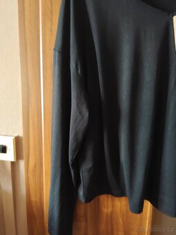hezká nová halenka - 4