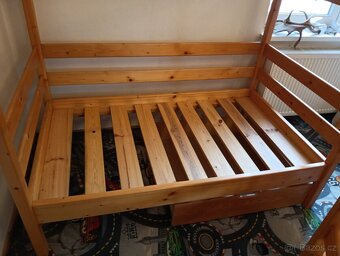 Domečková postel - 4