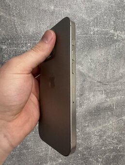 IPhone 16 pro 256gb - 4