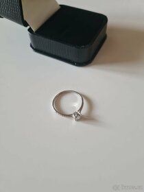 Diamantový prsten z bílého zlata - 4