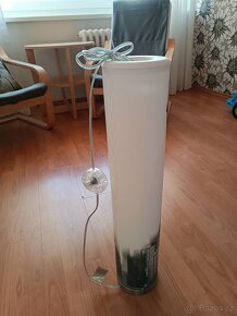 Prodám nevyužitou stolní lampu - 4
