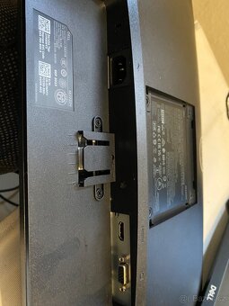 2x Monitory Dell SE2222H - 4