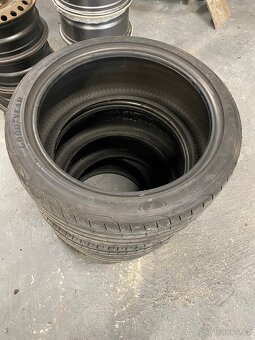 Sada 4 pneu 235/40 R18 - 4