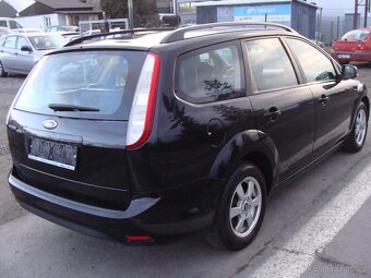 Ford Focus, 1.6i, velmi zachovalý - 4