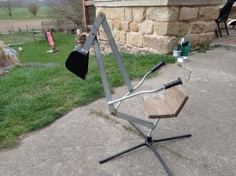 Dětský mechanický bagr - 4