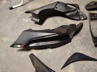 MV agusta F4 1000 rv 2008 dily - 4
