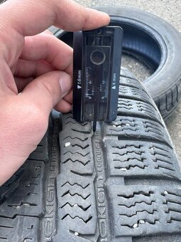 Prodej zimnich pneu Nokian 215/55 R17 - 4