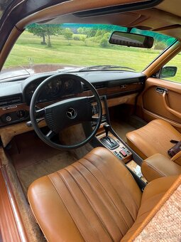 Mercedes benz - 4