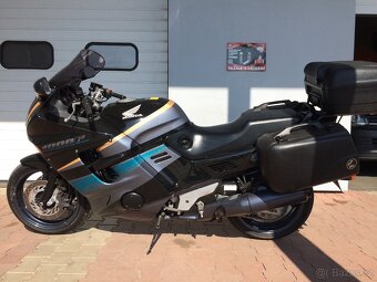 Honda CBR 1000F original stav 46tkm rok 1994 - 4