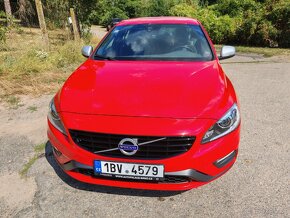 Volvo S60 2.0 T3 R-Design 112 kW - 4