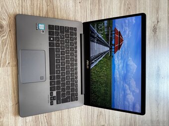 Ultrabook ASUS ZenBook UX430UA, i7, 8GB a 512 SSD - 4