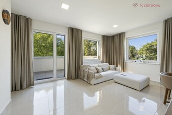 Prodej bytu 3+kk s terasou 90m2 a parkováním u domu, Praha Z - 4