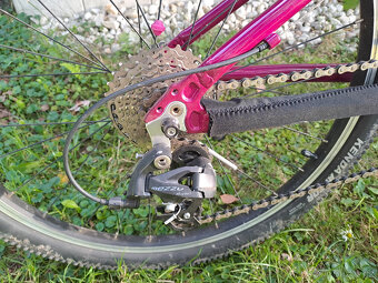 KUBIKES - dětské kolo 24L MTB růžová + stojánek - 4