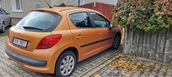 Peugeot 207 - 4