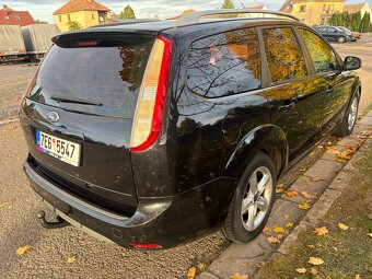 Ford Focus 1.6i 16V Titanium 107000Km - 4