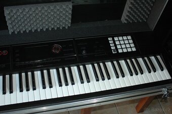 Roland FA07 - 4