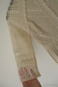 Dámské midi šaty béžové krajkové plisované S 36 - 4