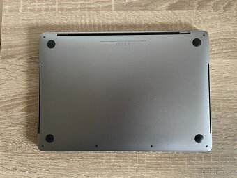 Apple MacBook Pro 13" - Space Gray - 4