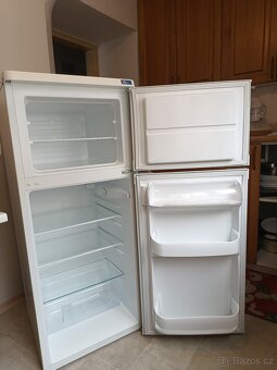 Lednička s mrazničkou - 4