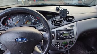 Ford Focus 1.6 kombi - 4