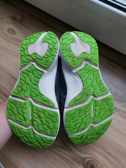 Běžecké boty 32 z Decathlon - 4