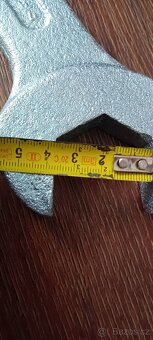 Historický stranovy klíč Škoda - 4