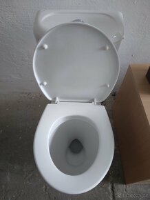WC + umyvadlo - 4