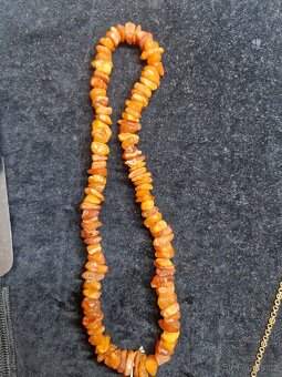 jantarové korále, délka: cca 44cm, váha: 30,00g - 4