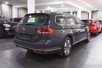 VW Passat B8 GTE 1.4 eTSI eHybrid 160kW DSG ACC Navi Kamera - 4