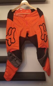Dres FOX vel M. - 4