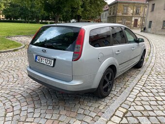 Ford Focus 1.6 benzin - 4