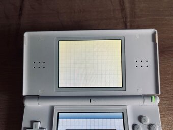 Nintendo DS Lite bílé - 4
