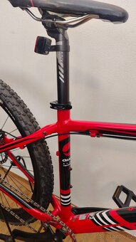 Prodám kolo Giant 27.5, vel rámu M. - 4