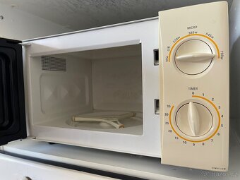 Mikrovlnná trouba Zanussi – plně funkční - 4
