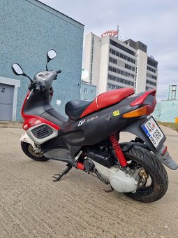 Gilera runner 50 - 4
